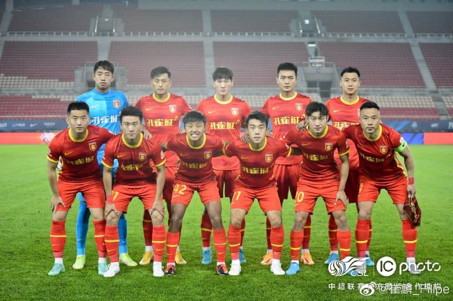 虽然首回合战成1-1平，但巴萨在第二回合以4-2击败那不勒斯，总比分为5-3。